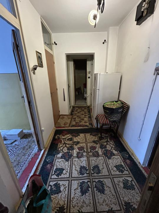 Vanzare apartament 2 camere Militari - Uverturii