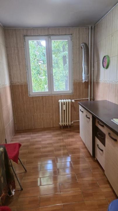 Vanzare apartament 3 camere Drumul Taberei