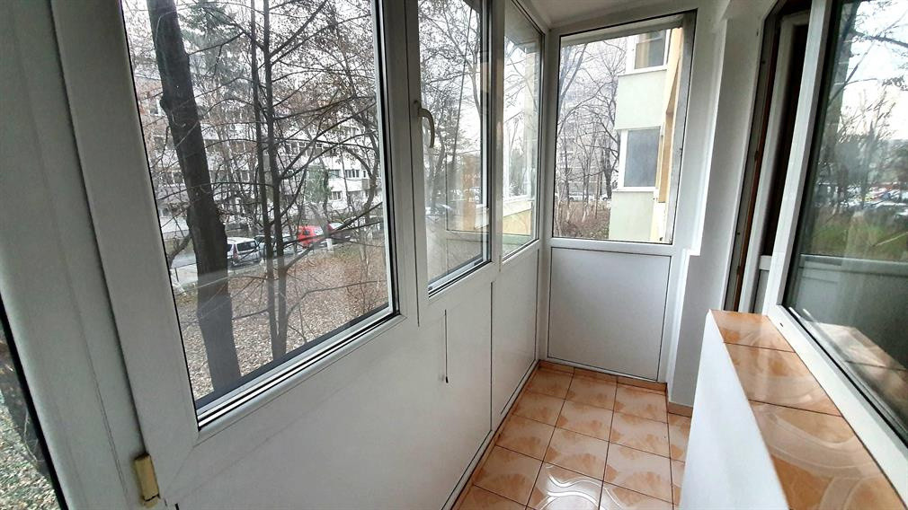 Vanzare apartament 2 camere Drumul Taberei Favorit.