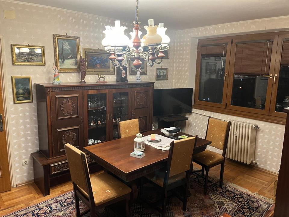 Apartamentu cu 3 camere, zona Baba Novac