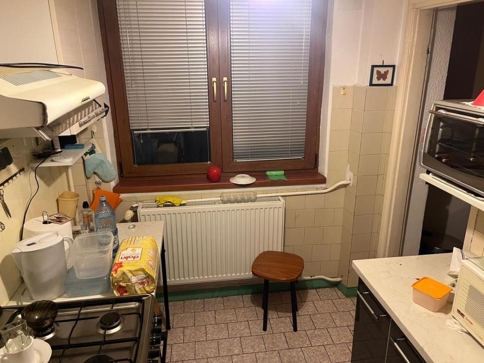 Apartamentu cu 3 camere, zona Baba Novac