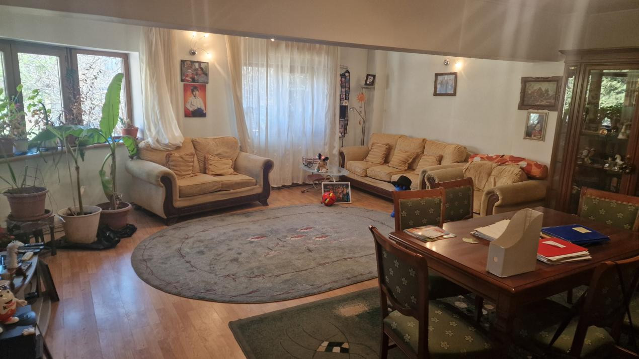 Casa de vanzare Piata Obor