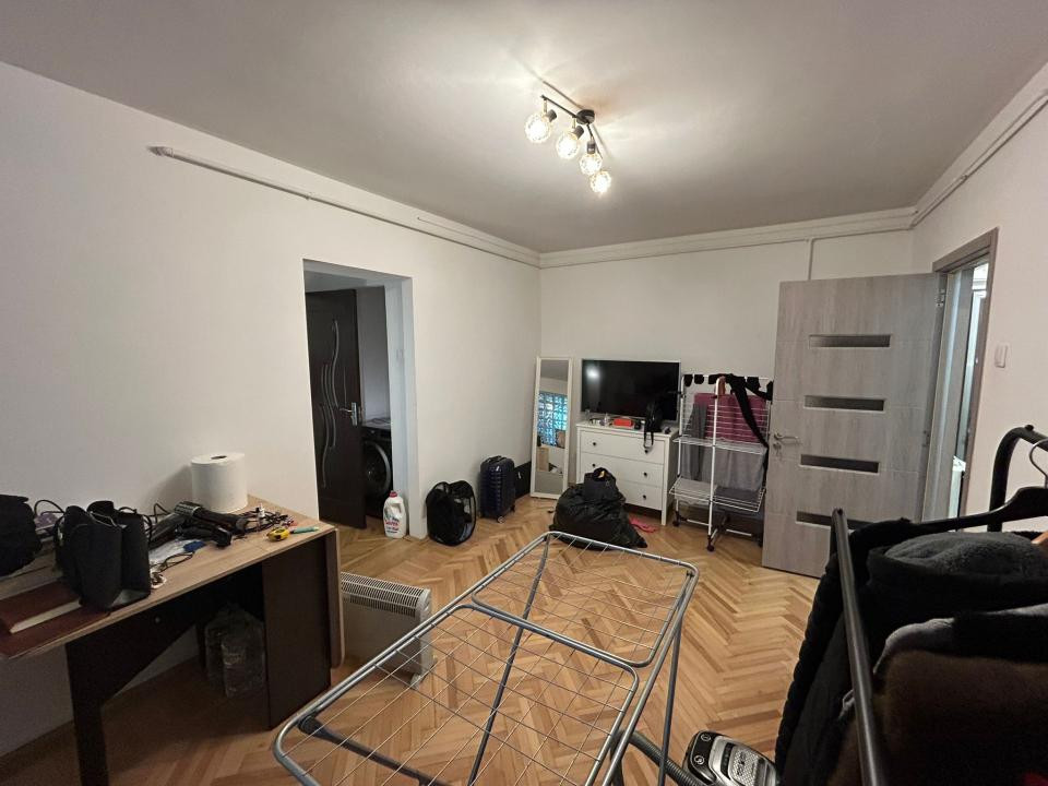 Vanzare apartament 2 camere Pajura