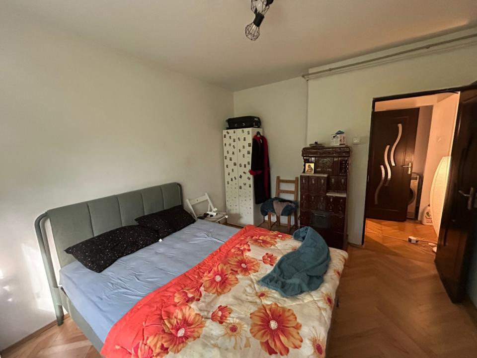 Vanzare apartament 2 camere Pajura