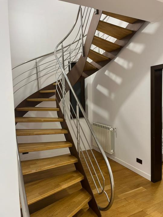   Vanzare apartament 5 camere tip penthouse Floreasca