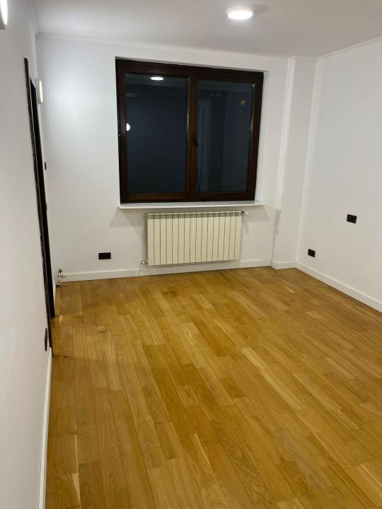    Vanzare apartament 5 camere tip penthouse Floreasca