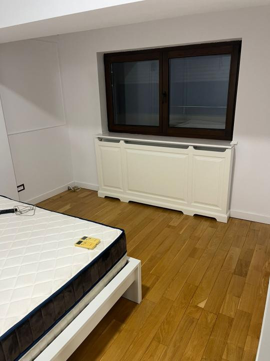    Vanzare apartament 5 camere tip penthouse Floreasca