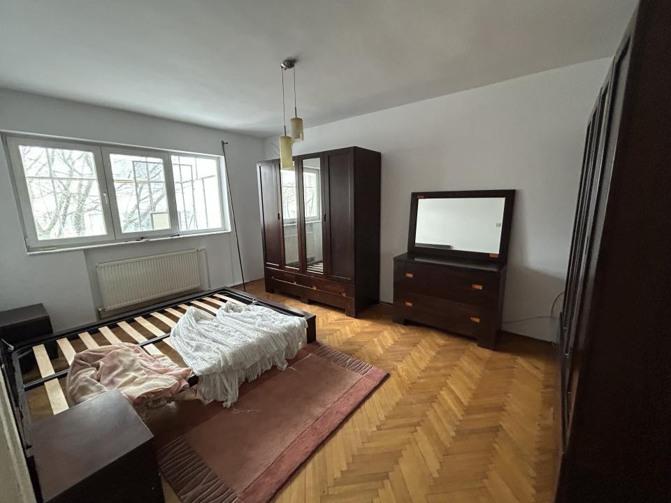 Vanzare apartament 4 camere parc Regina Maria - Turda