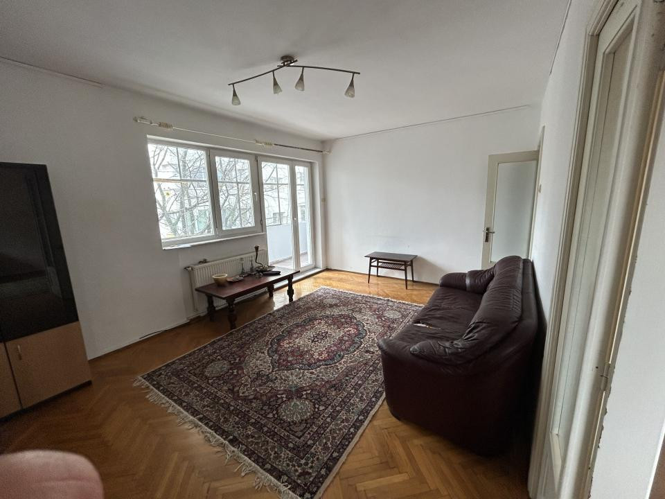 Vanzare apartament 4 camere parc Regina Maria - Turda