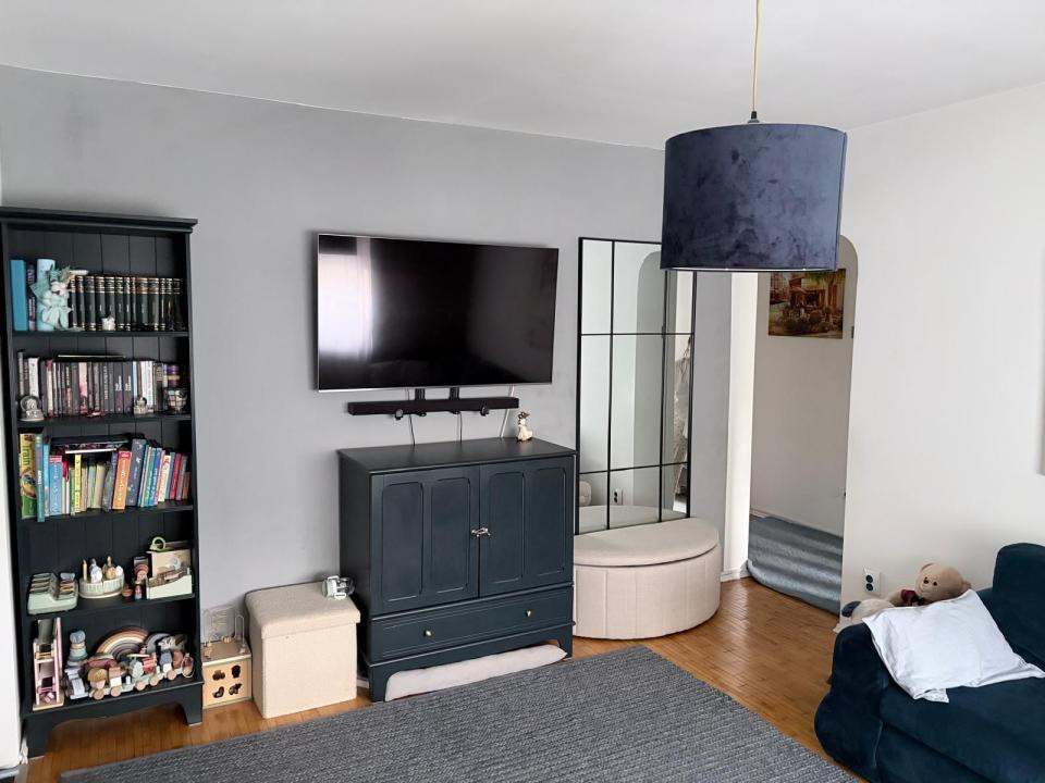 Vanzare apartament 3 camere Ion Mihalache - Chibrit.