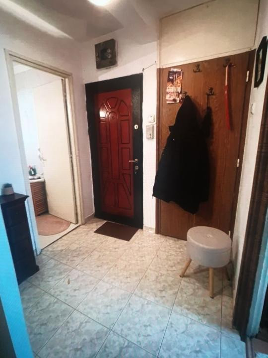 Vanzare apartament 2 camere Drumul Taberei zona Favorit