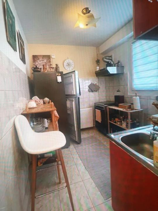 Vanzare apartament 2 camere Drumul Taberei zona Favorit