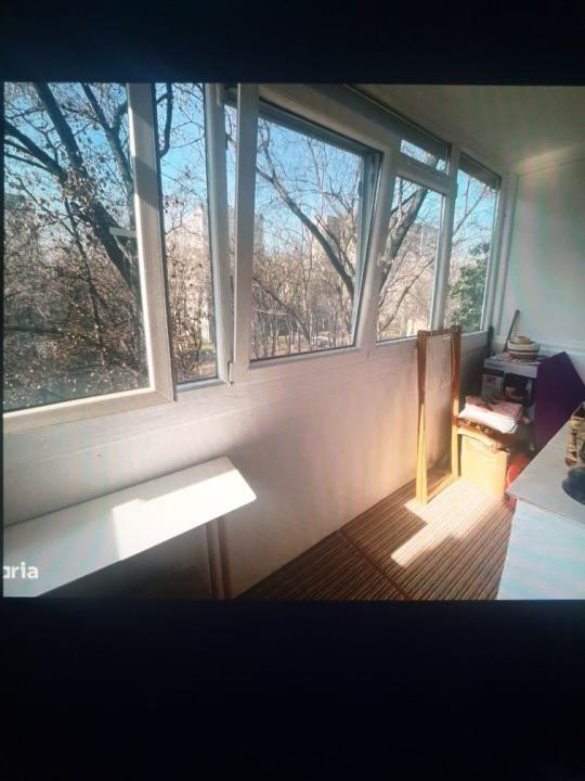 Vanzare apartament 2 camere Drumul Taberei zona Favorit