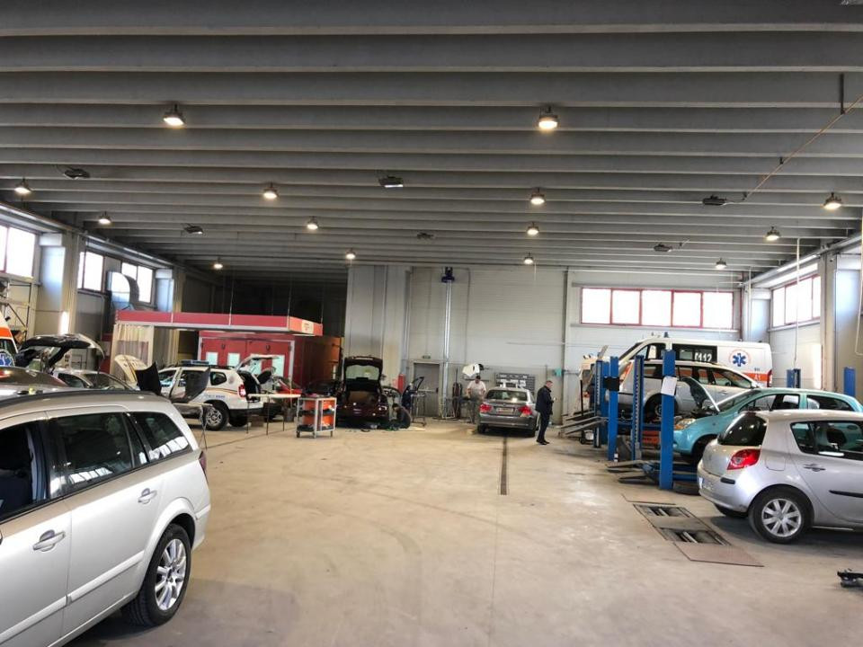 Inchiriere spatiu comercial 
