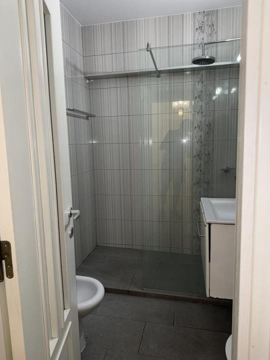 Inchiriere apartament 2 camere Universitate.