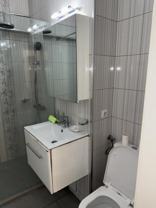 Inchiriere apartament 2 camere Universitate.