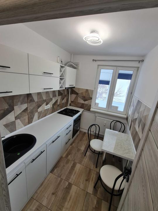 Vanzare apartament 2 camere Grivitei - Podul Grant
