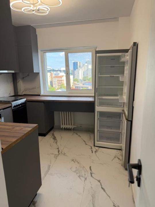 Inchiriere apartament 3 camere Banu Manta