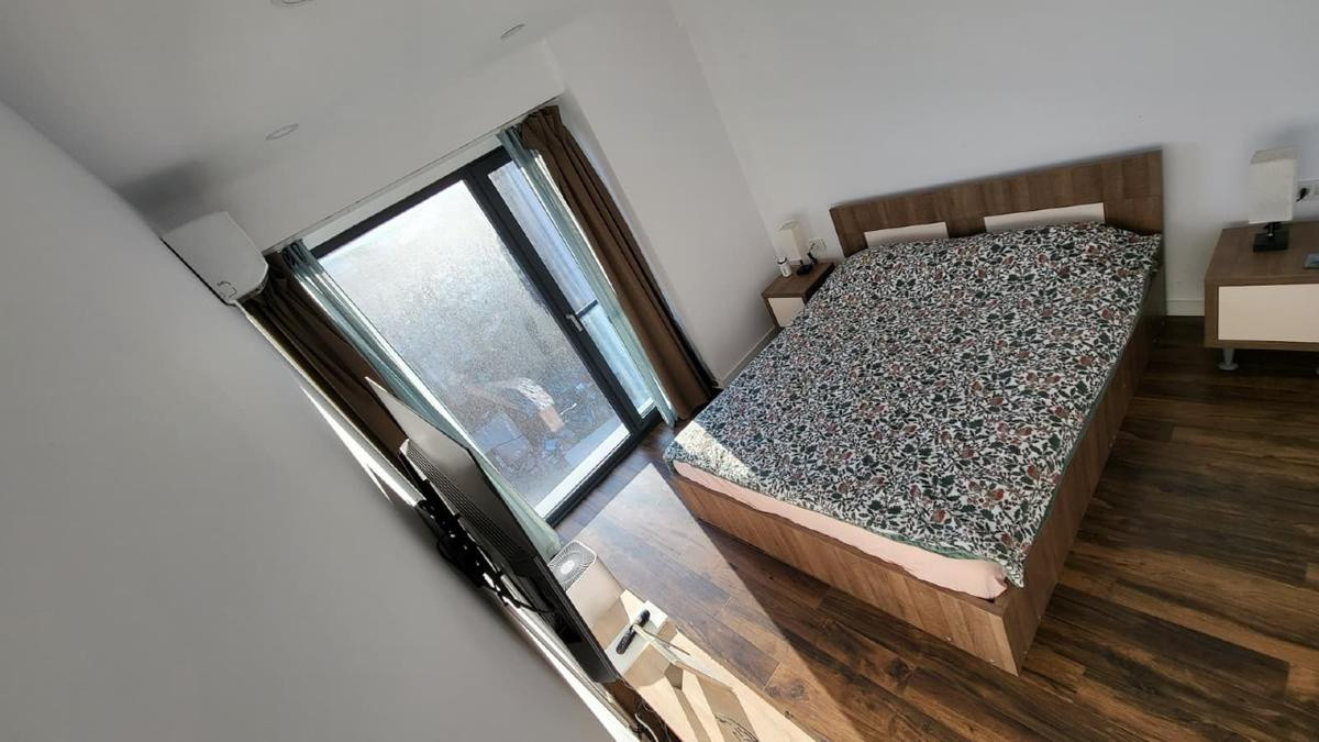 Vanzare apartament 3 camere zona Banu Manta