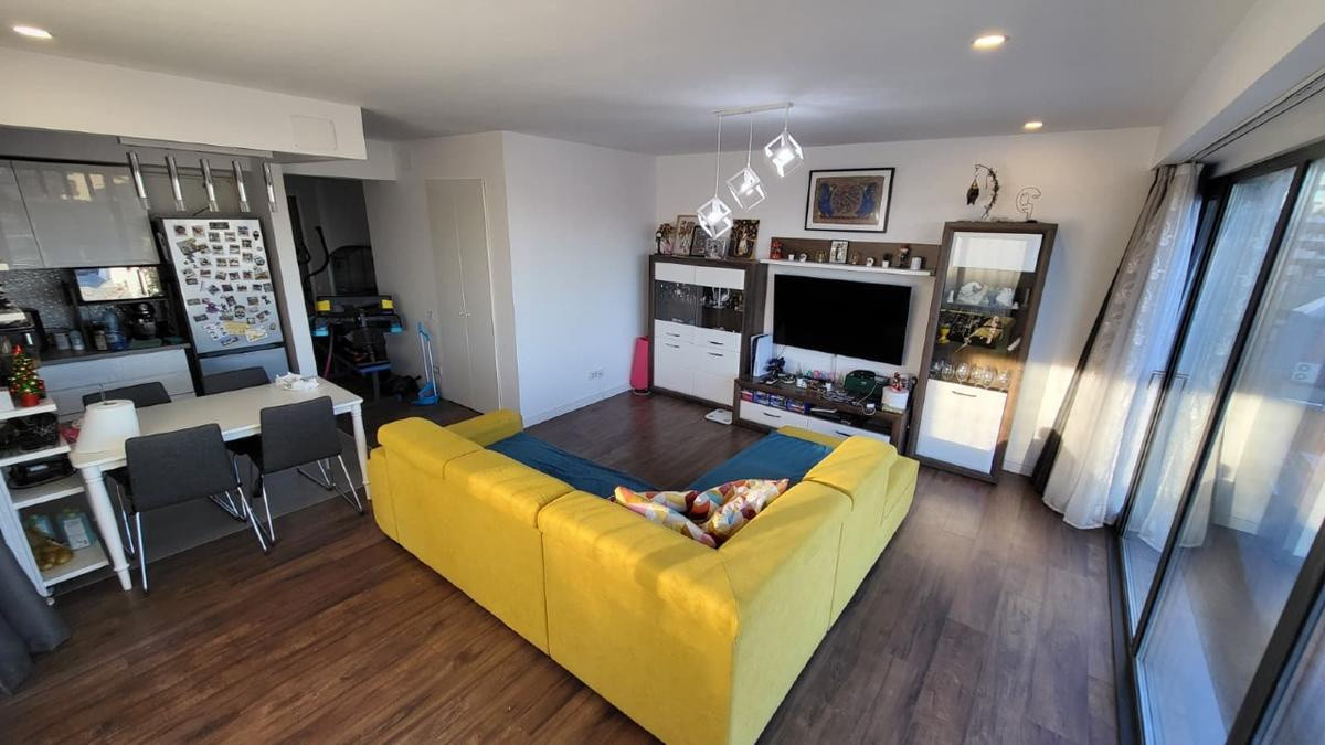 Vanzare apartament 3 camere zona Banu Manta
