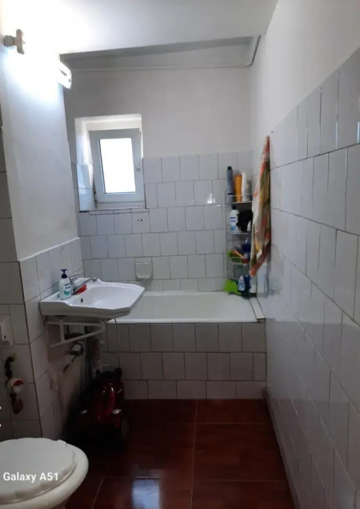 Vanzare garsoniera zona Militari Gorjului