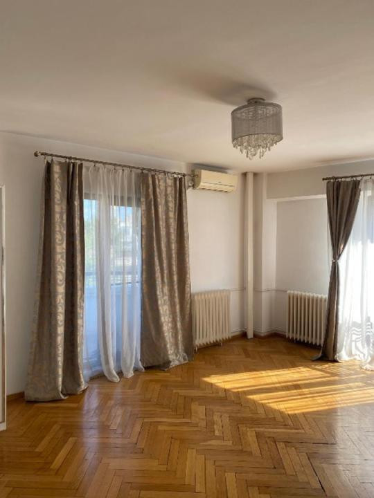 Vanzare garsoniera Stirbei Voda