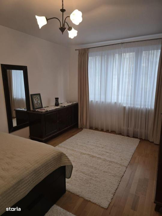 Vanzare garsoniera Drumul Taberei - Valea Argesului.