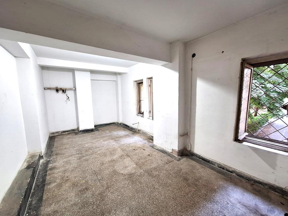 Spațiu comercial stradal – 108 mp | Vitrină 14 m | Colț | National Arena
