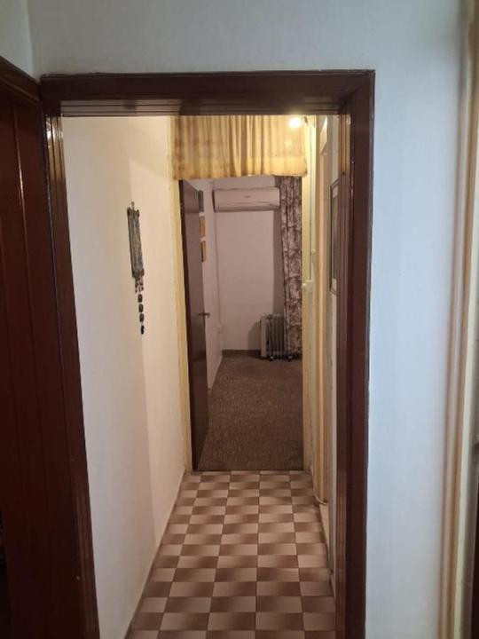 Vanzare apartament 3 camere Militari -Lujerului.