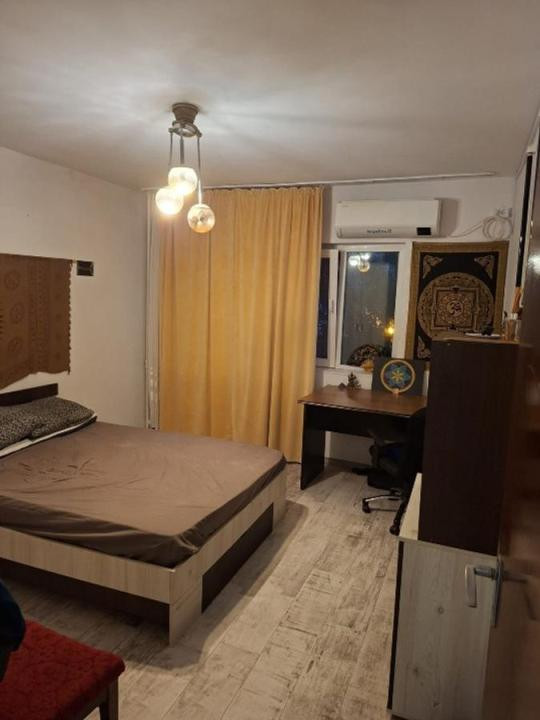 Vanzare apartament 3 camere Militari -Lujerului.