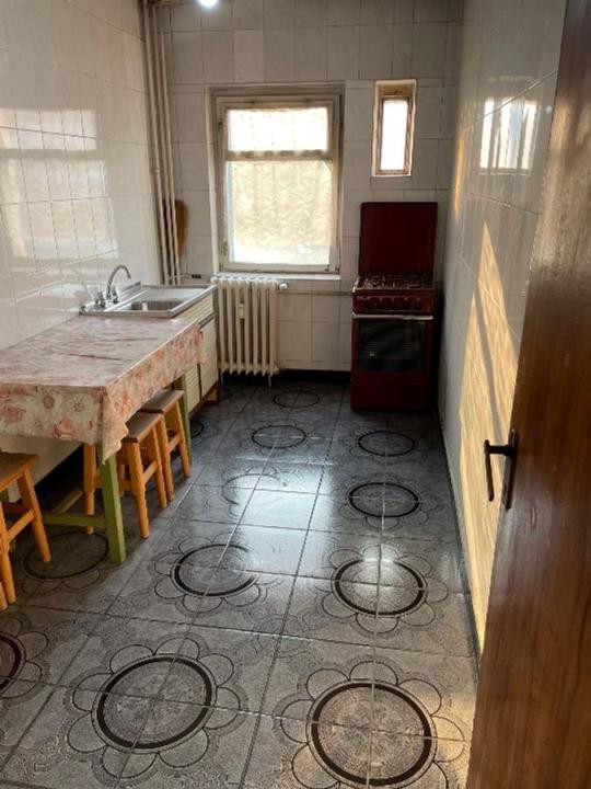 Vanzare apartament 2 camere Militari - Apusului