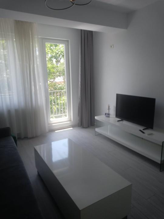   Inchiriere apartament 2 camere Giulesti capat tramvai.