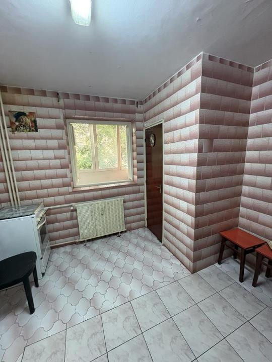    Vanzare apartament 2 camere Crangasi