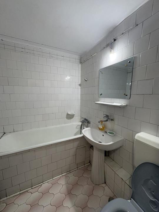    Vanzare apartament 2 camere Crangasi