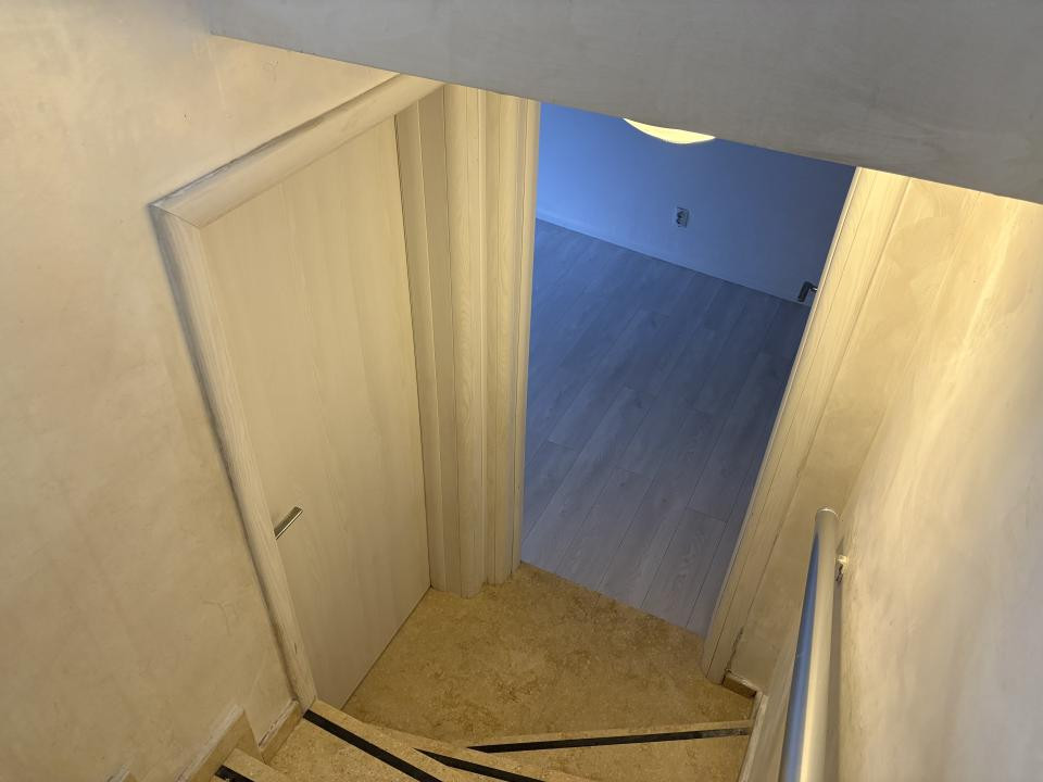 Casă cu 3 camere recent renovată, zona Damaroaia, Bucurestii Noi