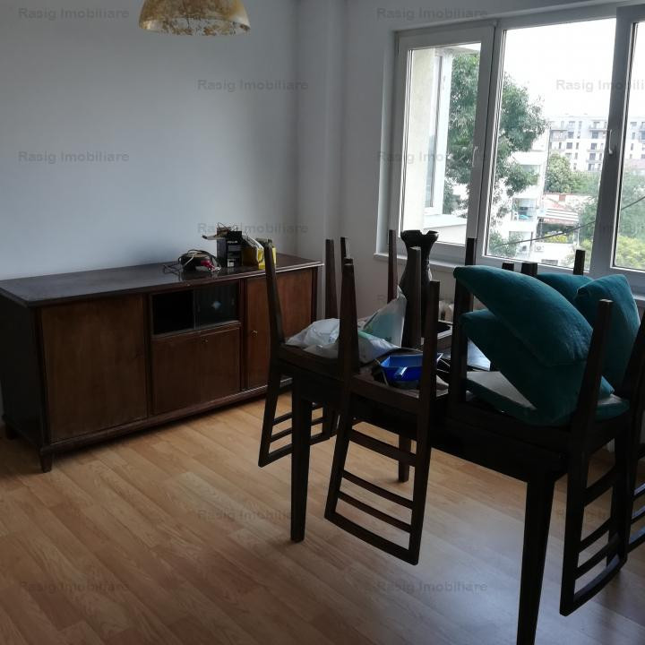 3 Camere Grivitei Metrou
