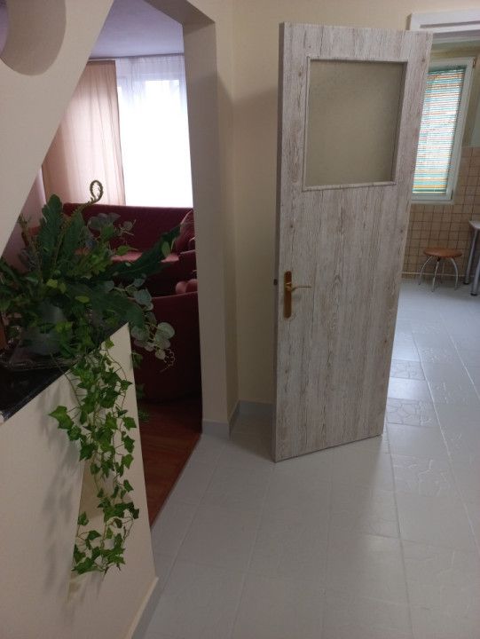 Inchiriere 3 camere Drumul Taberei Romancierilor