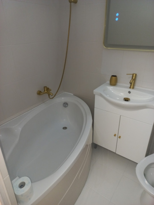Inchiriere 3 camere Drumul Taberei Romancierilor