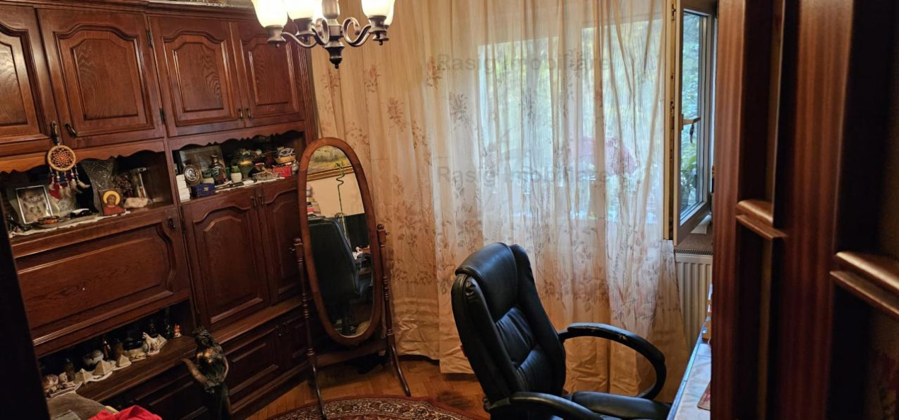 Vanzare 4 camere zona Turda - Parcul Regina Maria