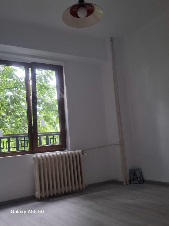 Vanzare 3 camere zona Mircea Voda
