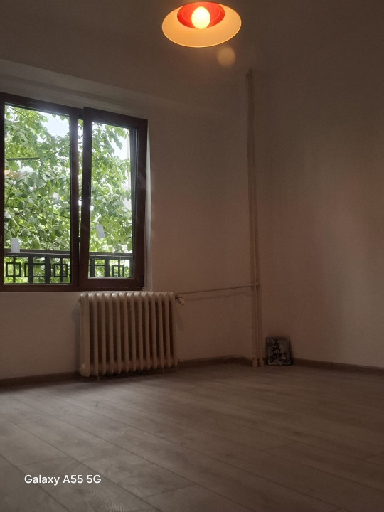 Vanzare 3 camere zona Mircea Voda