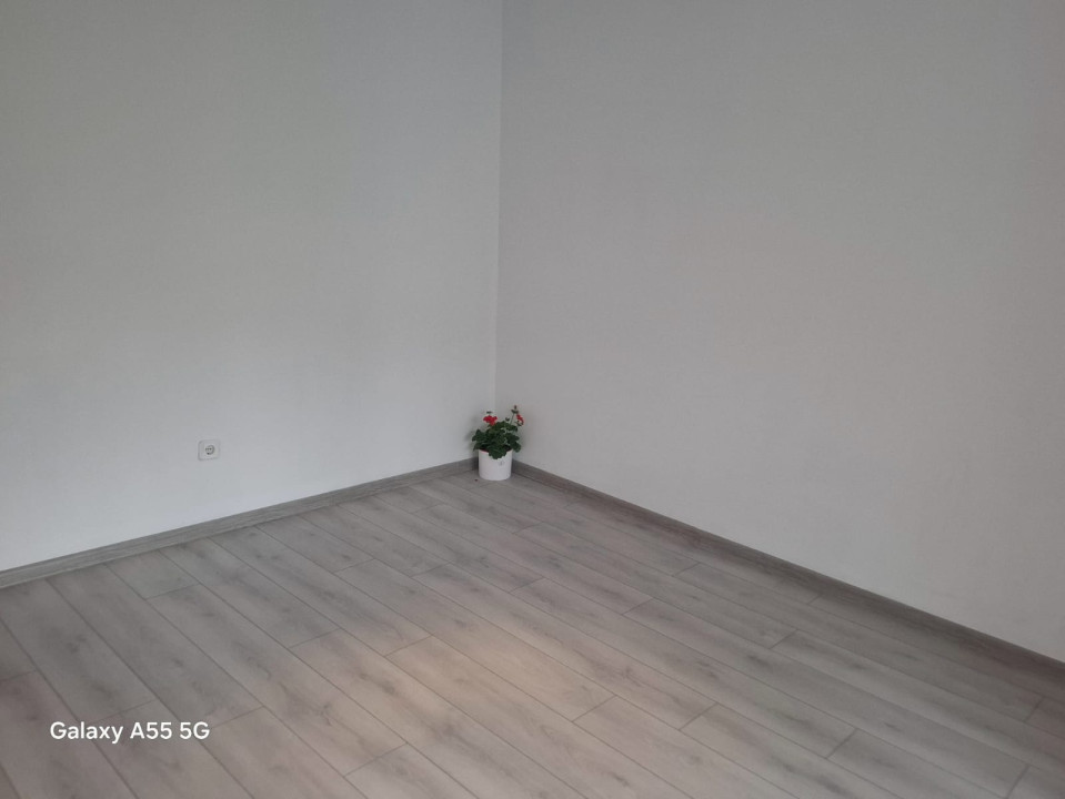 Vanzare 3 camere zona Mircea Voda