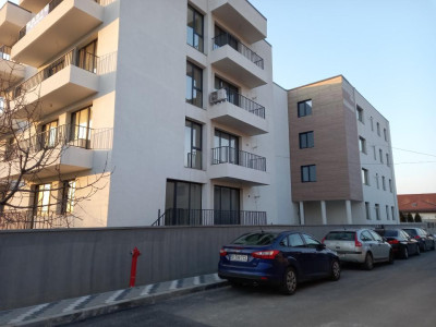 3 camere Tip B2 , etaj 3 , nu se aplica tva , pret negociabil