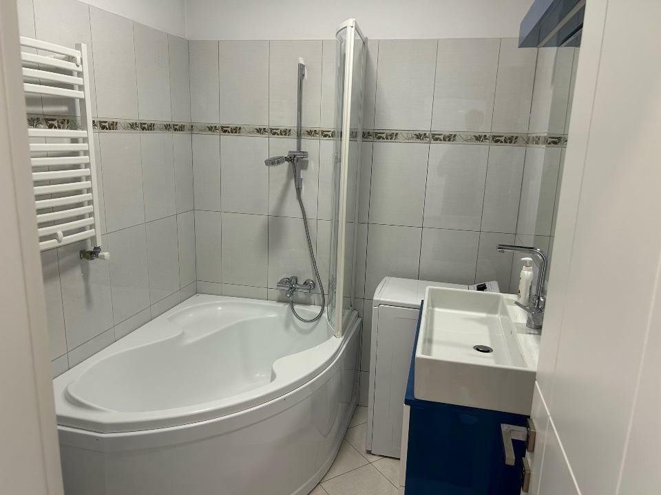 Vanzare apartament 3 camere Zona Romana - Mihai Eminescu