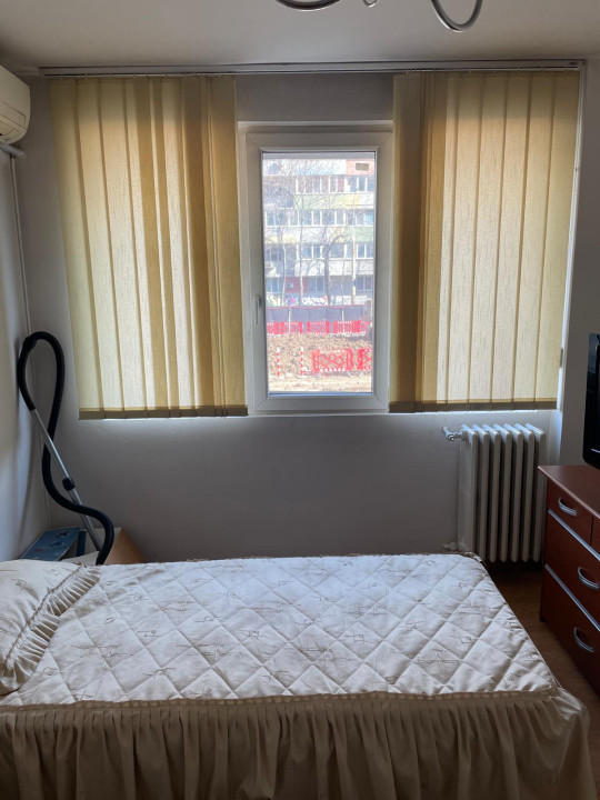 Vanzare apartament 2 camere Grivitei - Chibrit
