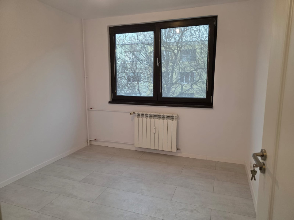 Vanzare 3 camere  Berceni