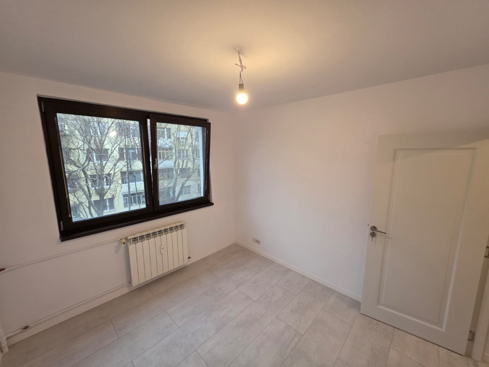 Vanzare 3 camere  Berceni