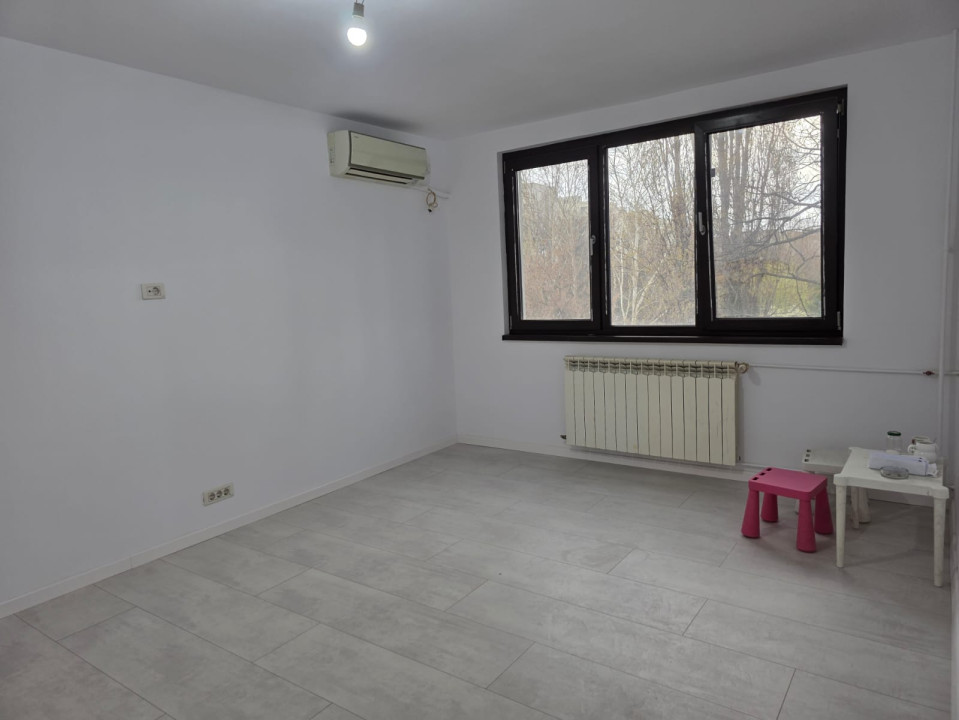 Vanzare 3 camere  Berceni