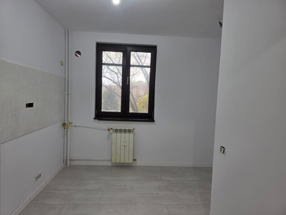 Vanzare 3 camere  Berceni