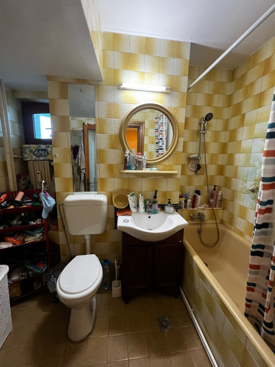 5 Camere Unicat, intersectie CASA DE CULTURĂ